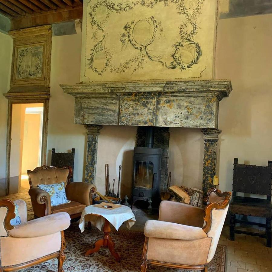 Chateau D'Ozenay Exteriör bild